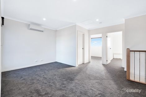 Property photo of 15C Lanthorn Crescent Cranbourne East VIC 3977