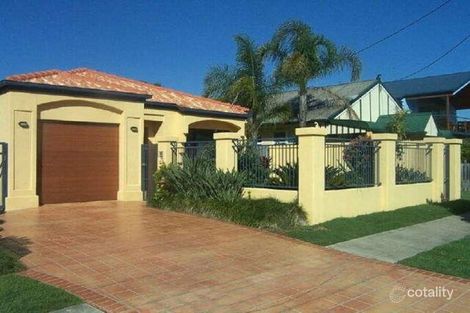 Property photo of 1/4 Ferny Fairway Burleigh Heads QLD 4220