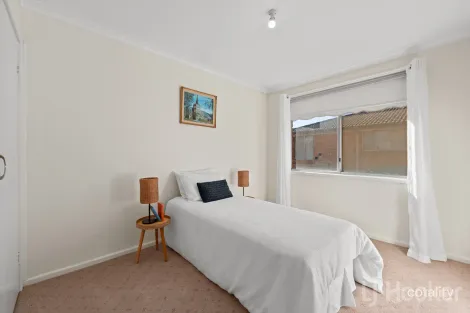 Property photo of 20 Stuart Street Crestwood NSW 2620