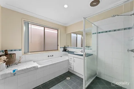 Property photo of 6 Letitia Close Wakerley QLD 4154