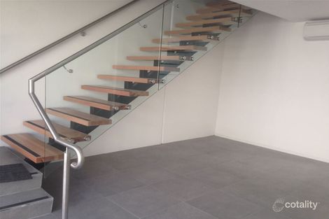 2/27 Fullarton Dr, Epping, VIC 3076