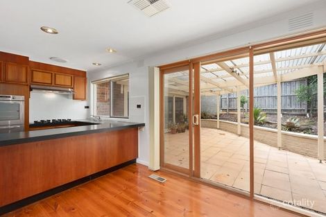 Property photo of 18 Tarwarri Court Greensborough VIC 3088