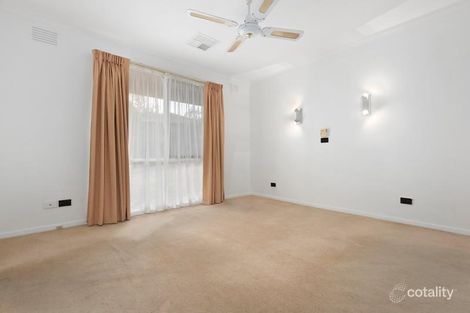 Property photo of 18 Tarwarri Court Greensborough VIC 3088