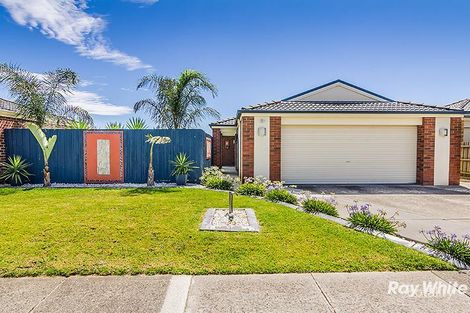 Property photo of 18 Bookham Way Cranbourne West VIC 3977