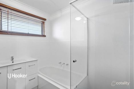 Property photo of 18 Gladman Close Hillbank SA 5112