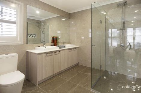 Property photo of 8 Havant Circuit Charlemont VIC 3217