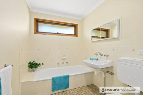 Property photo of 48 Challenge Drive Noarlunga Downs SA 5168