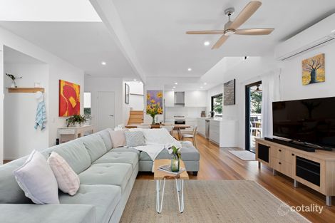 Property photo of 2/21 Pacific Avenue Sunshine Beach QLD 4567