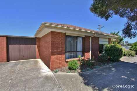 Property photo of 1/16 Songlark Crescent Werribee VIC 3030