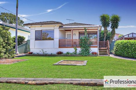 Property photo of 20 Sturt Avenue Georges Hall NSW 2198