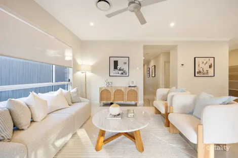 Property photo of 61 Sunset Road Kenmore QLD 4069