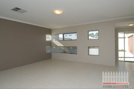 Property photo of 2/155 Charlottes Vista Ellenbrook WA 6069