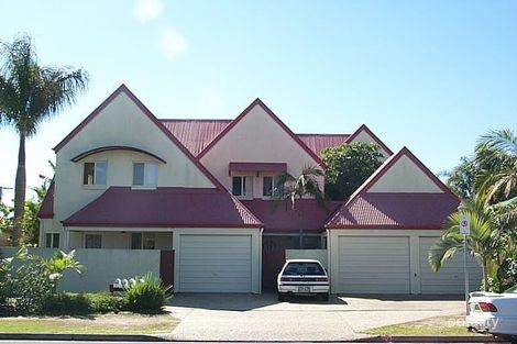 2/18 Walan St, Mooloolaba, QLD 4557