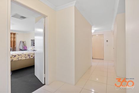 Property photo of 16 Solway Brace Ellenbrook WA 6069
