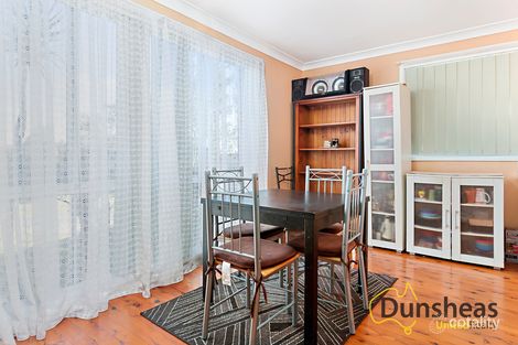 Property photo of 8 Cullen Place Minto NSW 2566