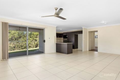 Property photo of 28 Hanover Drive Pimpama QLD 4209