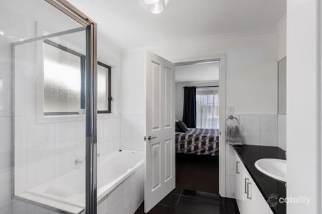 Property photo of 57 Willow Avenue Mount Gambier SA 5290