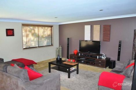 Property photo of 21 Jetty Avenue Charmhaven NSW 2263