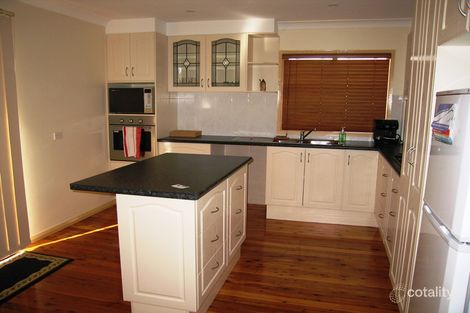 Property photo of 11 Glenfarne Parade Lawson NSW 2783