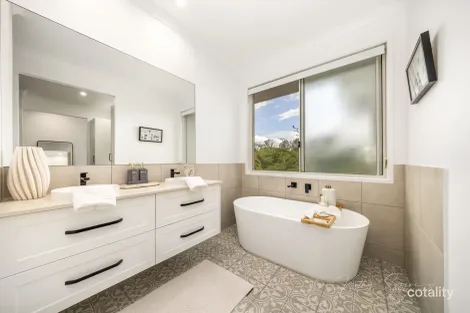 Property photo of 38 Murrimbah Drive Caboolture QLD 4510