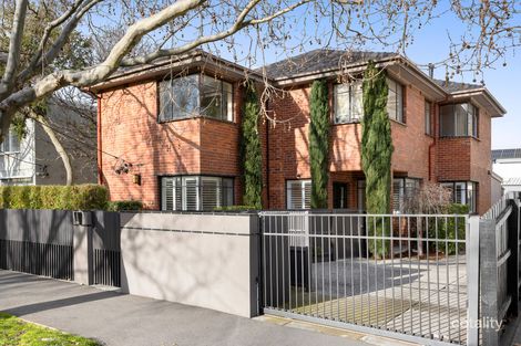 3/57 Foam St, Elwood, VIC 3184