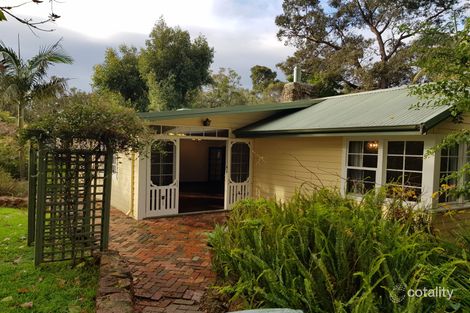 6 College Rd, Gooseberry Hill, WA 6076