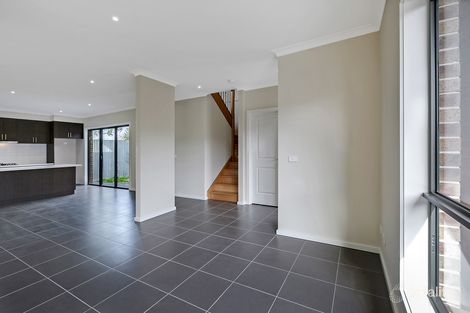 Property photo of 2/26 Houston Street Epping VIC 3076