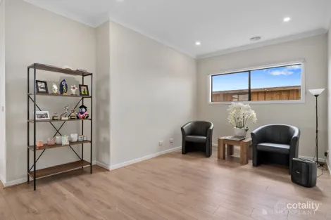 Property photo of 95 Aristides Crescent Thornhill Park VIC 3335