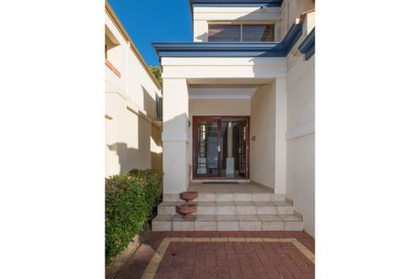 Property photo of 16 Matheson Road Applecross WA 6153