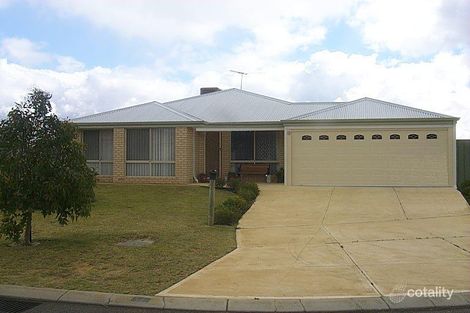 Property photo of 10 Grimbsy Close Kenwick WA 6107