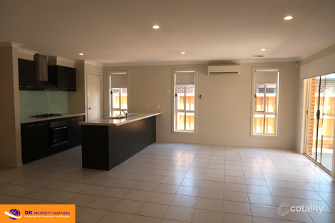 Property photo of 10 Jeremy Street Tarneit VIC 3029