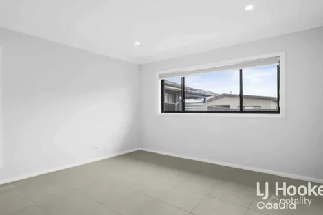 Property photo of 27 Broadacre Street Austral NSW 2179