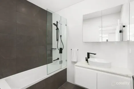 Property photo of 3/72 Old Pittwater Road Brookvale NSW 2100