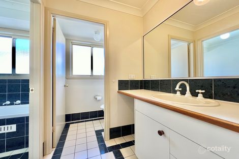 Property photo of 15A Dees Close Gormans Hill NSW 2795