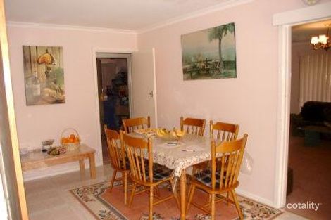 Property photo of 4 Winslow Avenue Lalor VIC 3075