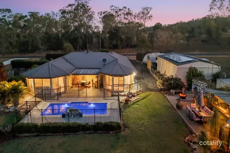 110 Peters Rd, Meringandan West, QLD 4352