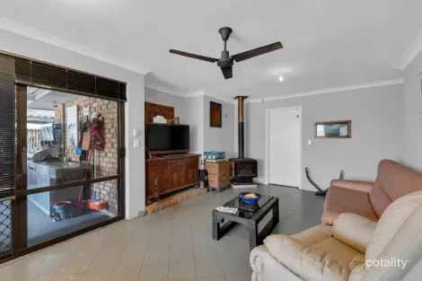 Property photo of 121 Mulga Drive Parklands WA 6180