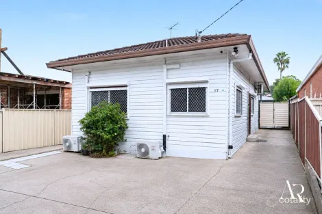 37 Cragg St, Condell Park, NSW 2200