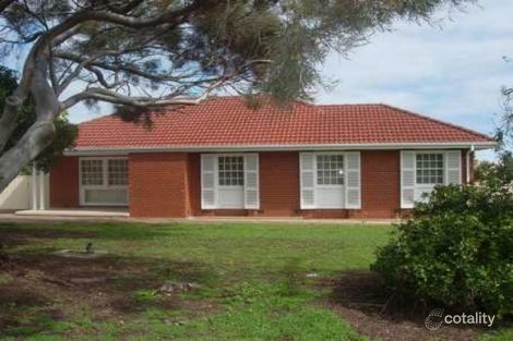 16 Elizabeth Rd, Christie Downs, SA 5164