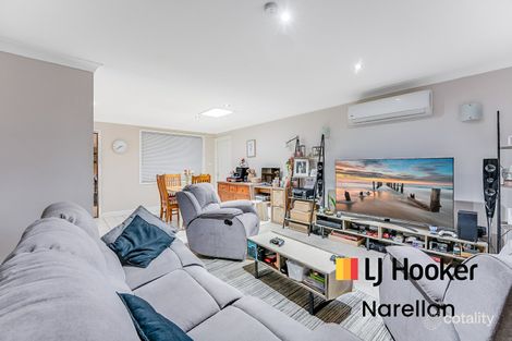 Property photo of 10 Tammar Place St Helens Park NSW 2560