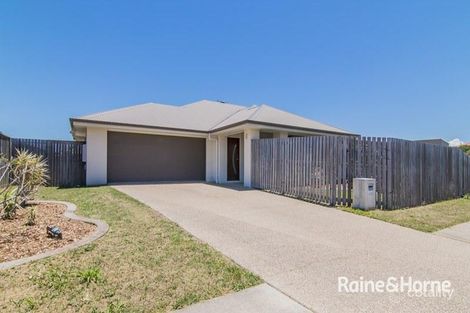 1/3 Coogee Tce, Blacks Beach, QLD 4740