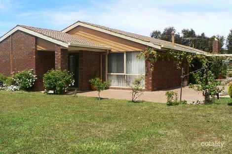 140 Mcmasters Lane, Lancefield, VIC 3435