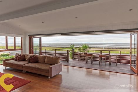 242 Flinders Pde, Sandgate, QLD 4017