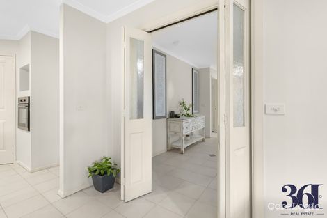 Property photo of 10 Harrowgate Court Brookfield VIC 3338