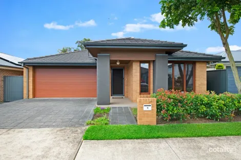 18 Marshall Ave, Ropes Crossing, NSW 2760