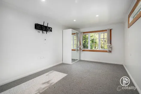 Property photo of 2 Cecil Street Warburton VIC 3799