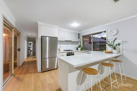 Property photo of 10 Ogrady Place Burnside VIC 3023