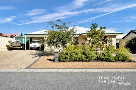 Property photo of 19 River Fig Place Alexander Heights WA 6064