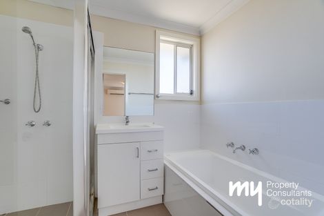 Property photo of 72 Aristida Circuit Mount Annan NSW 2567