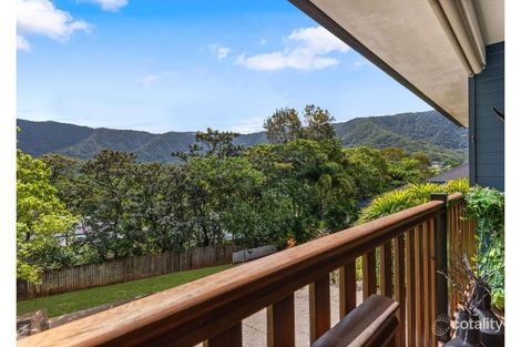 Property photo of 2 Powell Place Bentley Park QLD 4869